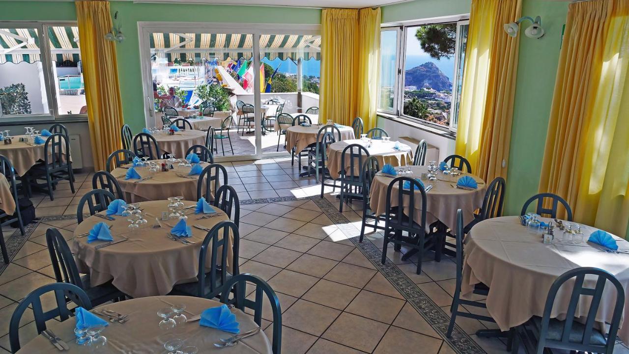 Hotel La Ginestra Forio  Екстер'єр фото
