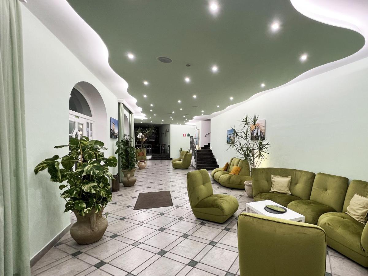 Hotel La Ginestra Forio  Екстер'єр фото