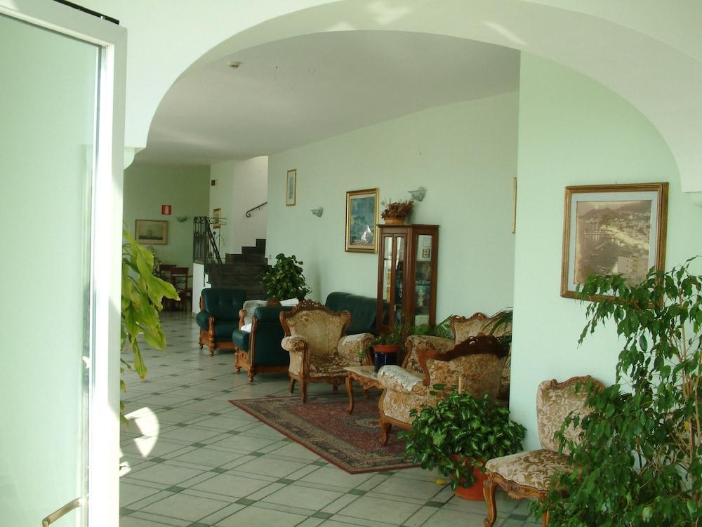Hotel La Ginestra Forio  Екстер'єр фото