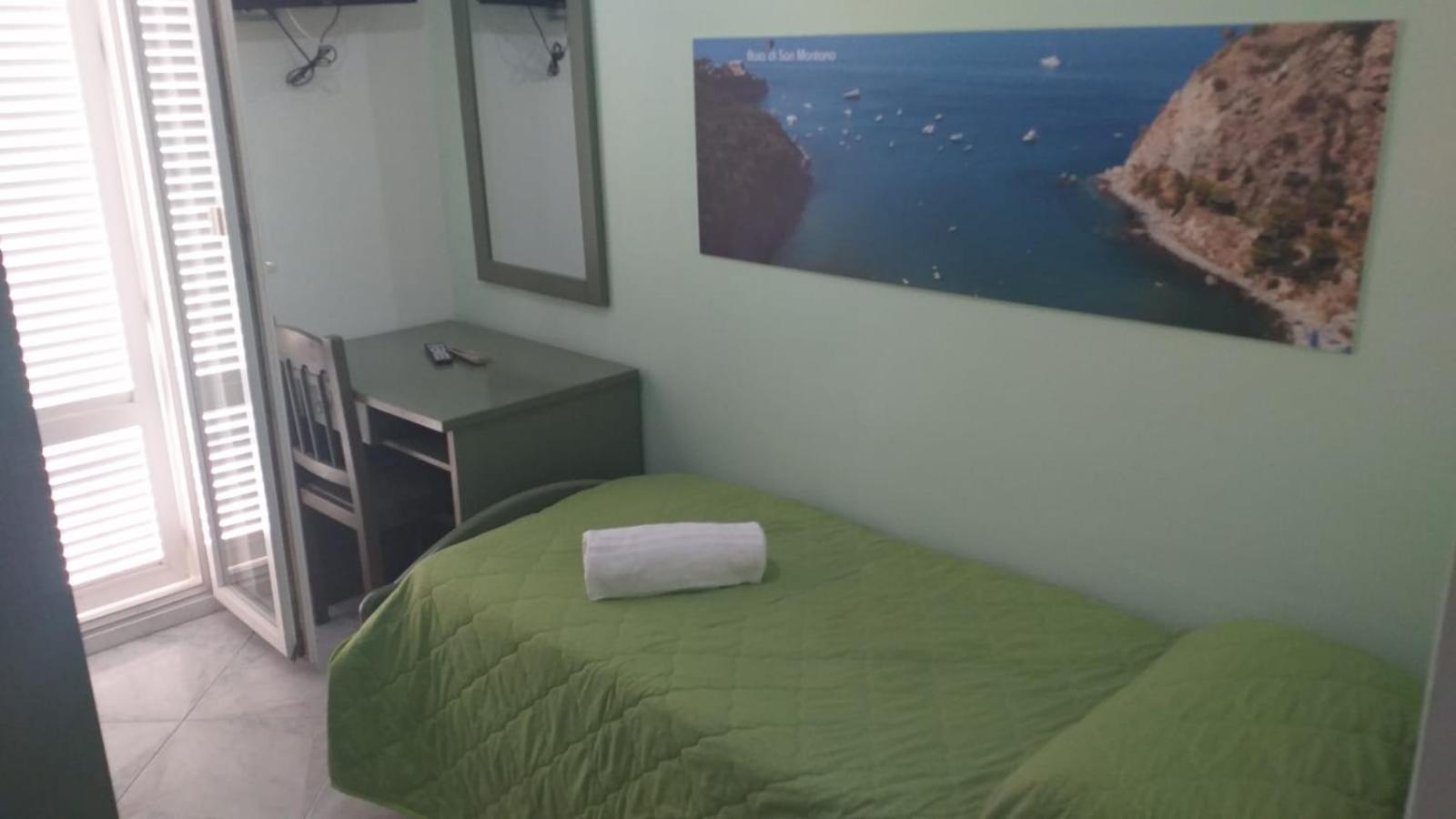 Hotel La Ginestra Forio  Екстер'єр фото